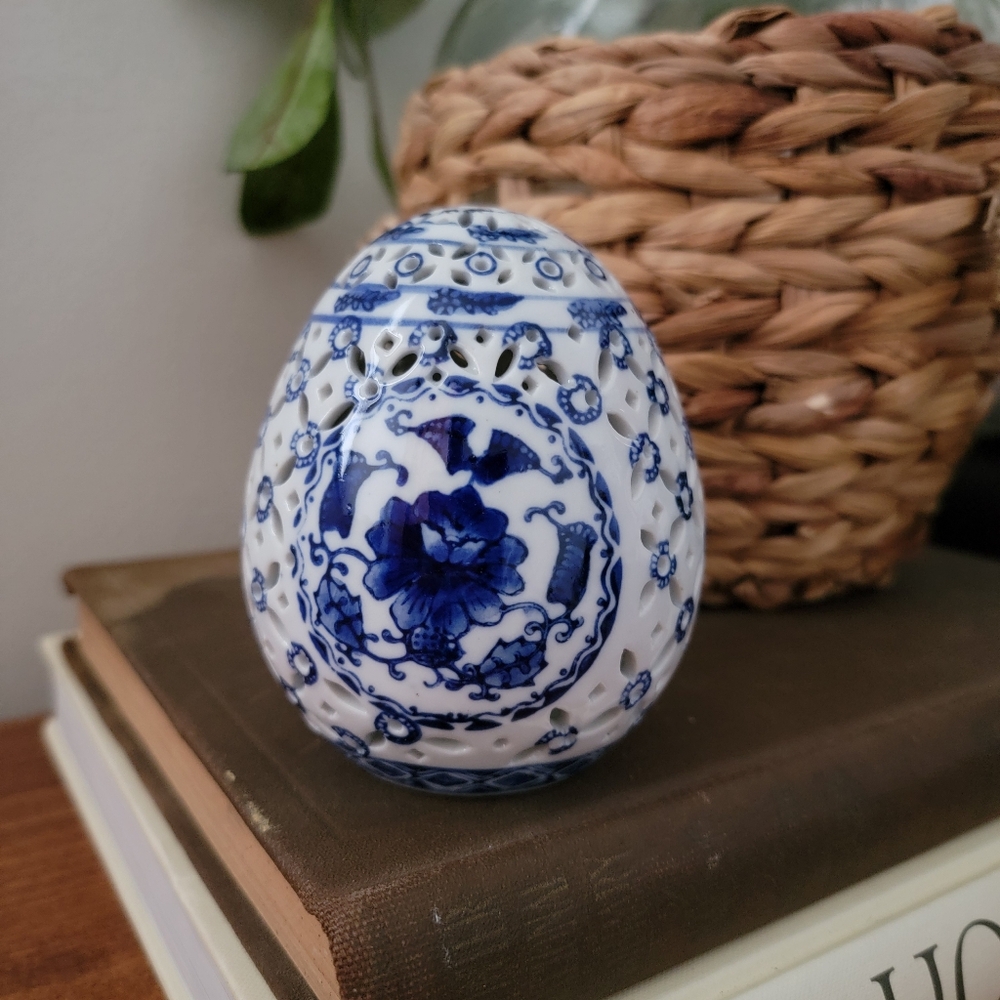 Bombay Co. Porcelain Egg Blue & White Reticulated Chinoiserie Floral Pattern